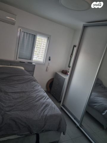 שדרות הרצל 11