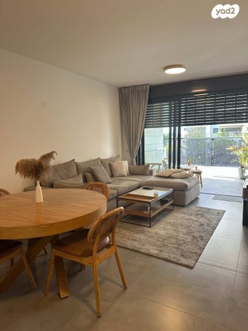 נתן אלתרמן 14