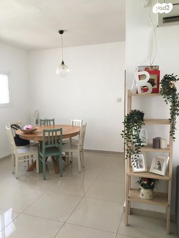 שמואל שרירא 22