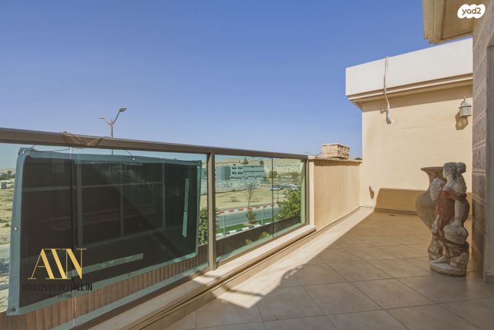 גג/ פנטהאוז