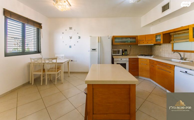 אהרון מסקין 