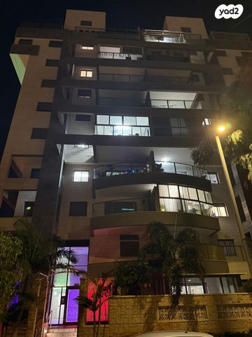 שקמים ואגמים