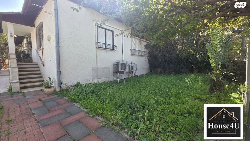 דו משפחתי, נווה עמל, הרצליה