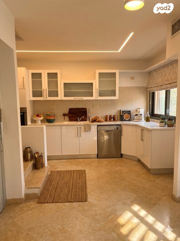 חיים נחמן ביאליק