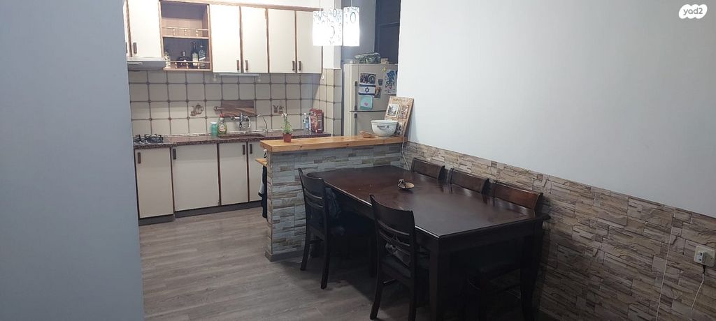 מודעת נכס, מנוחה ונחלה, ג' / מרכז מזרח העיר, רחובות