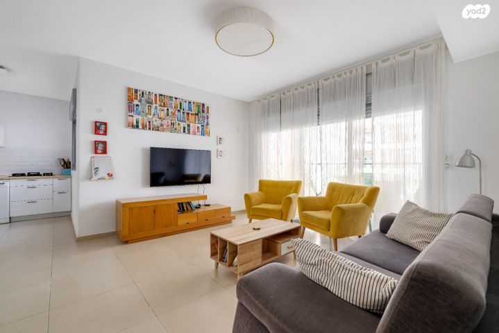 שדרות המעפילים 10