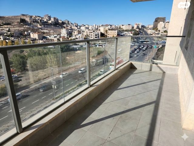 פרופ' יום טוב עסיס 