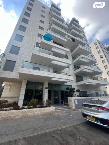 המרכז האזרחי