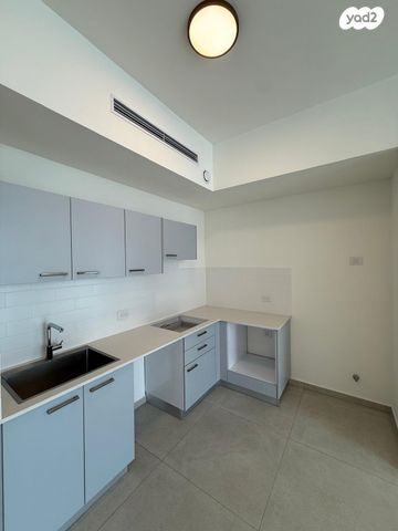 מודעת נכס, אבולעפיה 17, גבעת הרצל, אזור המלאכה יפו, תל אביב יפו