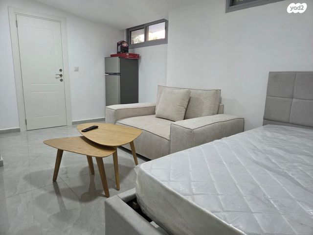 הגבול רוטשילד