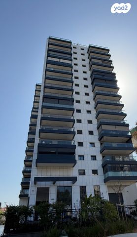 מודעת נכס, אייזיק רמבה 9, נוף הטיילת, נתניה