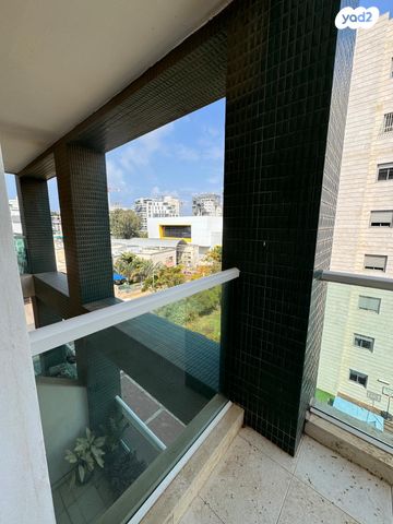 מודעת נכס, תל ברוך צפון, תל אביב יפו