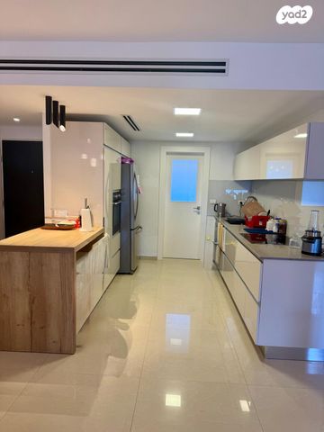 פרץ ברנשטיין 