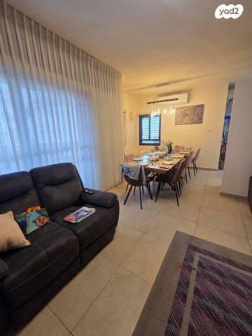 גג/ פנטהאוז