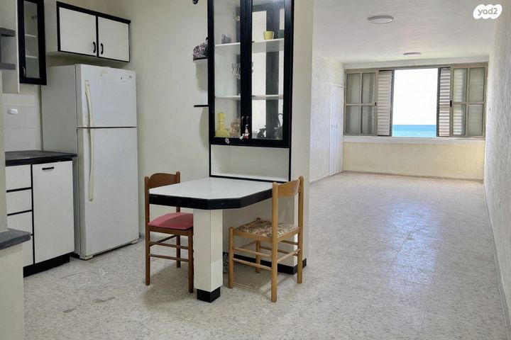 שדרות פנחס ספיר 9