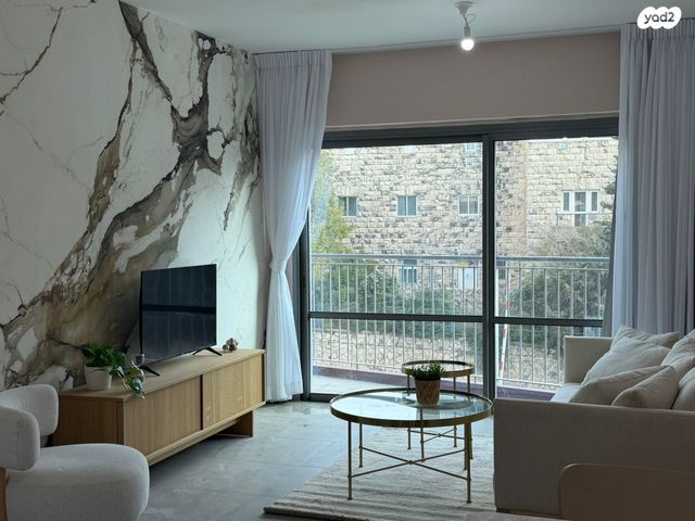 שדרות הרצל 80