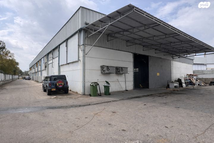 מודעת נכס, קיסריה