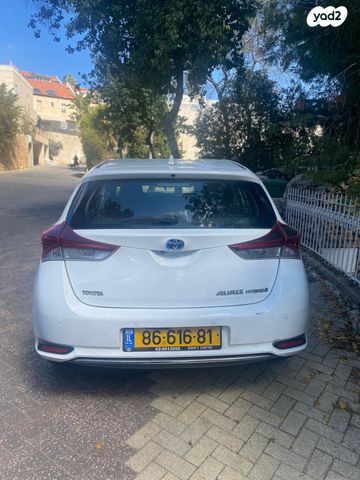 מודעת רכב טויוטה אוריס