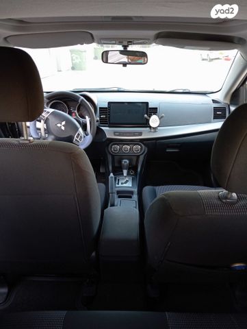 מודעת רכב מיצובישי לנסר