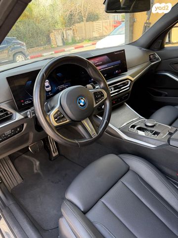 מודעת רכב ב מ וו סדרה 3