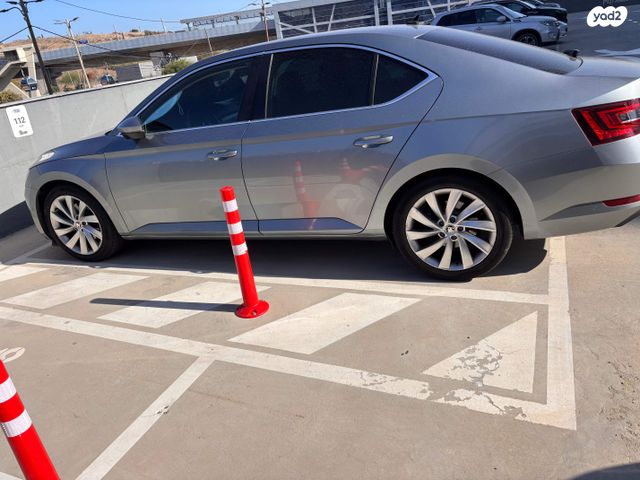 מודעת רכב סקודה סופרב