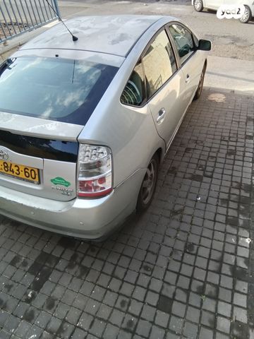 מודעת רכב טויוטה פריוס