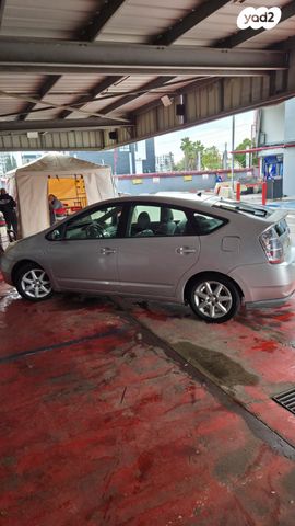 מודעת רכב טויוטה פריוס