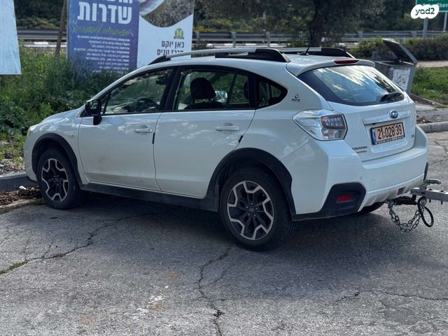 מודעת רכב סובארו XV