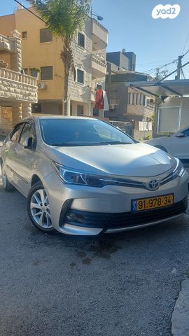 מודעת רכב טויוטה קורולה