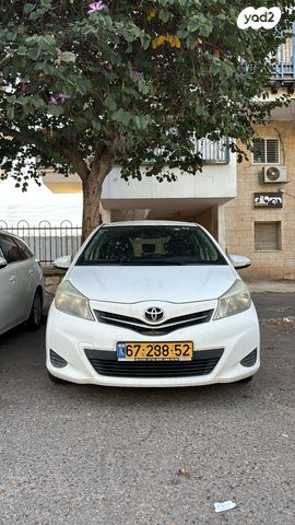 מודעת רכב טויוטה יאריס