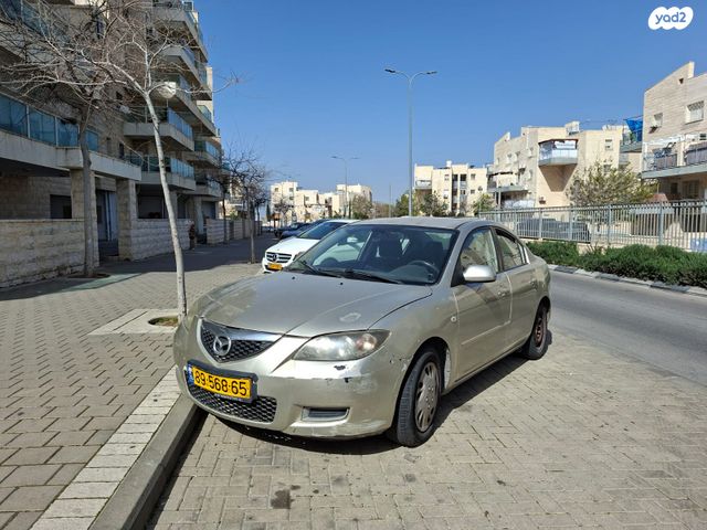 מודעת רכב מאזדה 3