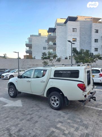 מודעת רכב מיצובישי טרייטון / L200