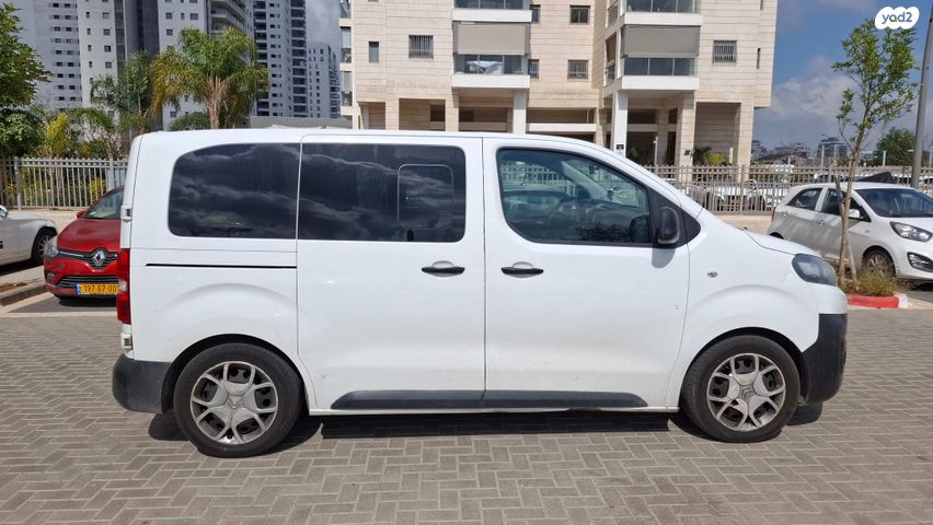 מודעת רכב סיטרואן ג'אמפי