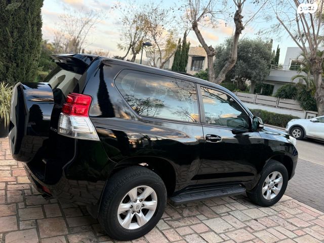 מודעת רכב טויוטה לנד קרוזר