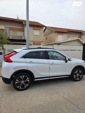 מודעת רכב מיצובישי אקליפס קרוס