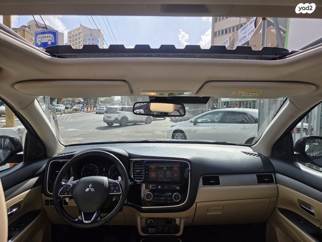 מודעת רכב מיצובישי אאוטלנדר 1