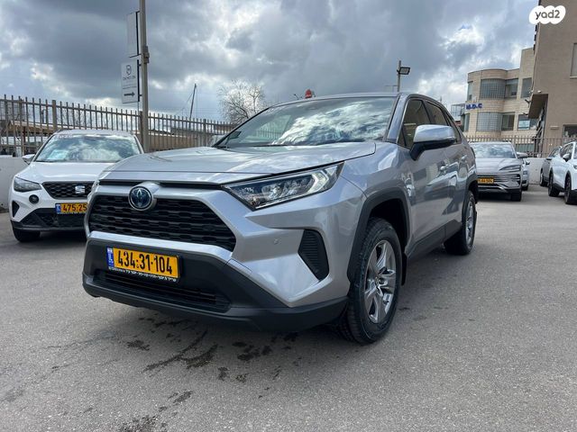 מודעת רכב טויוטה RAV4