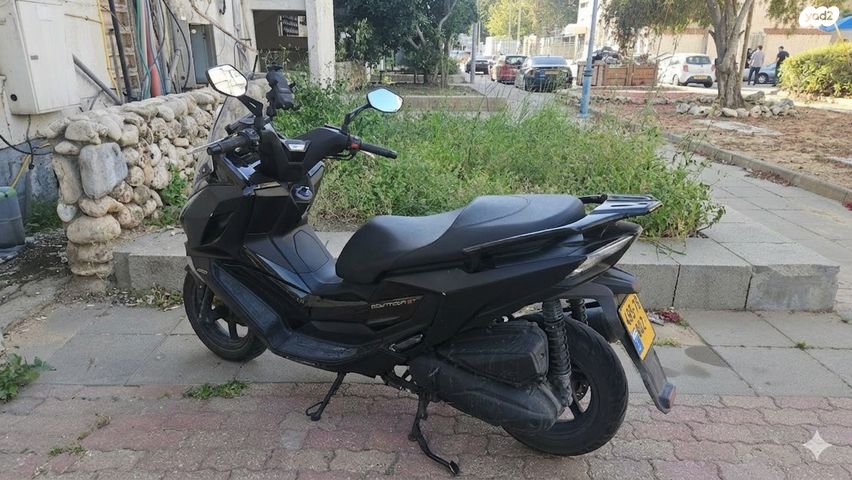 מודעת רכב קימקו דאון-טאון 250ABS