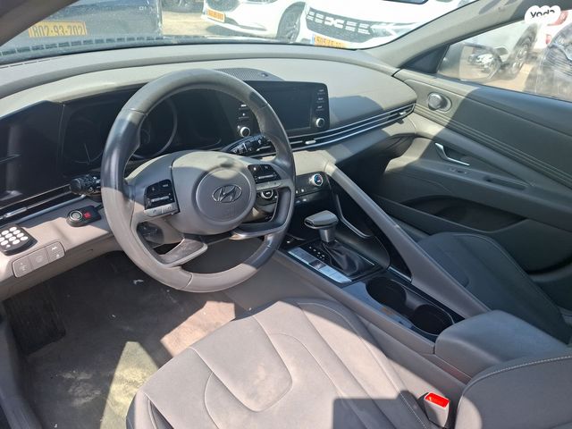 מודעת רכב יונדאי אלנטרה 1