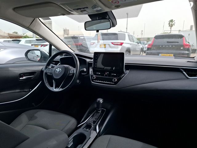 מודעת רכב טויוטה קורולה 1