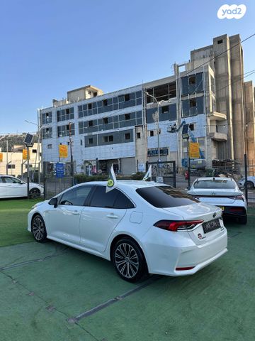 מודעת רכב טויוטה קורולה