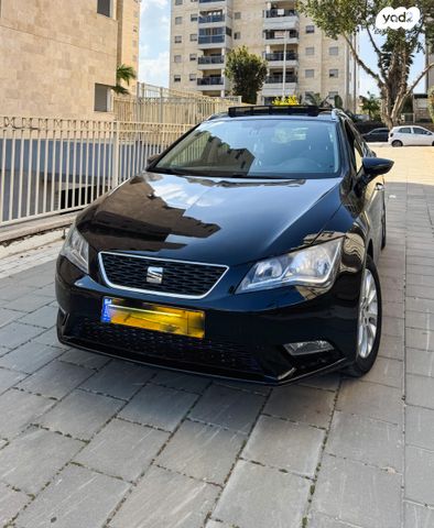 מודעת רכב סיאט לאון