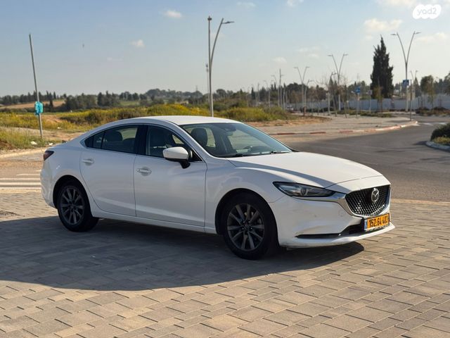 מודעת רכב מאזדה 6