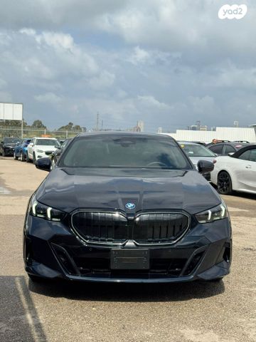 מודעת רכב ב מ וו סדרה 5 2