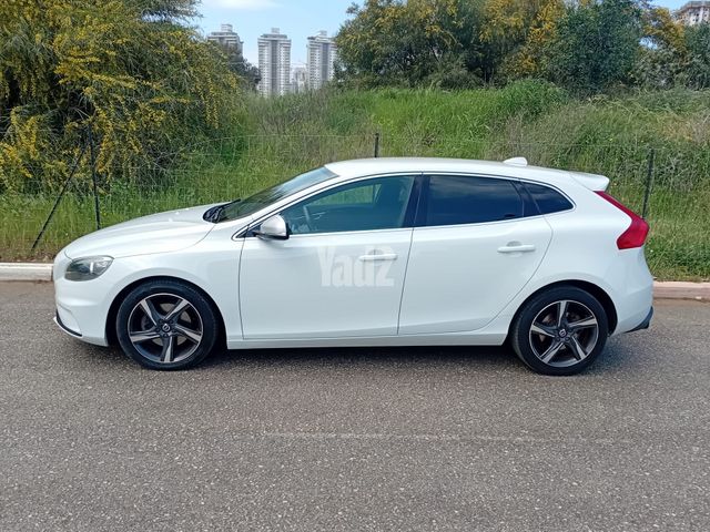 מודעת רכב וולוו V40