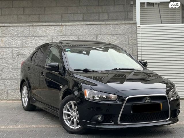 מודעת רכב מיצובישי לנסר