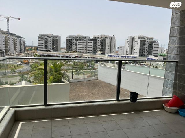 אסתר המלכה 1