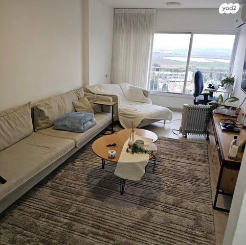 קרן היסוד 32