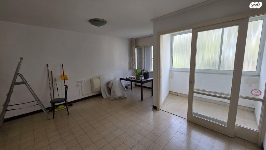 דרך אלנבי 112