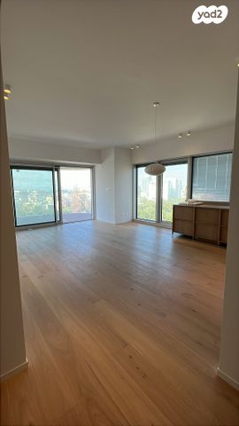 יוסף פעמוני 12